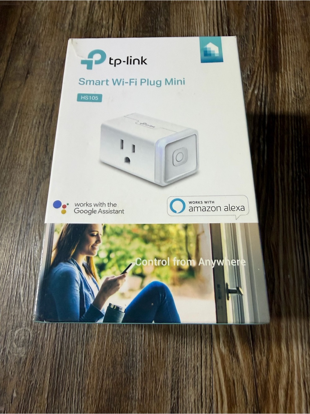 TP-Link Smart Wi-Fi Plug Mini HS105 — White and Teal Accents